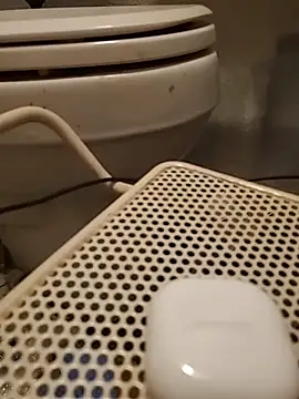 Snapshot of elfranger chatting on December 23, 8:35 am elfranger online show from December 23, 8:35 am