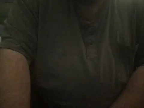 Snapshot of elfranger chatting on February 6, 8:27 pm elfranger online show from February 6, 8:27 pm