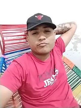 Snapshot of SOY0119DIEGO chatting on February 24, 1:28 am SOY0119DIEGO online show from February 24, 1:28 am