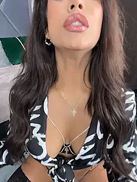 OneInAMillionXXX online show from January 14, 9:18 pm