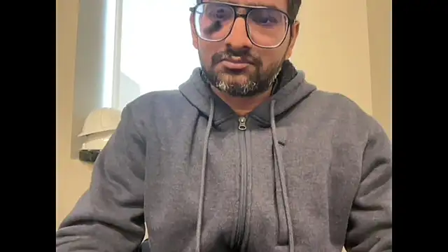 Snapshot of pranastro00 chatting on October 21, 1:21 pm pranastro00 online show from October 21, 1:21 pm