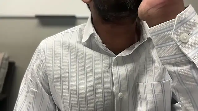 pranastro00 online show from February 6, 4:58 pm