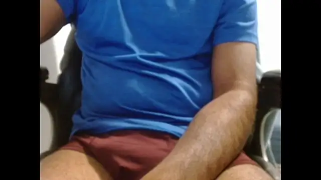 Snapshot of pranastro00 chatting on October 31, 12:18 am pranastro00 online show from October 31, 12:18 am