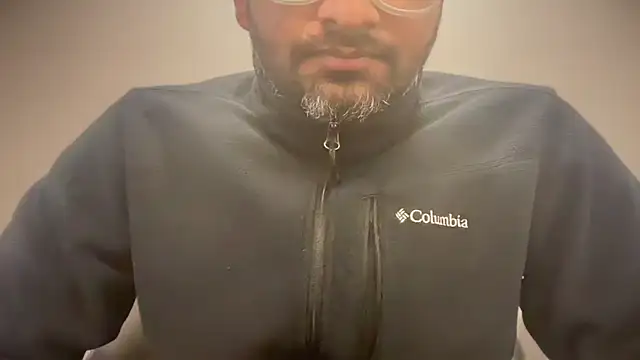Snapshot of pranastro00 chatting on May 27, 1:40 pm pranastro00 online show from May 27, 1:40 pm