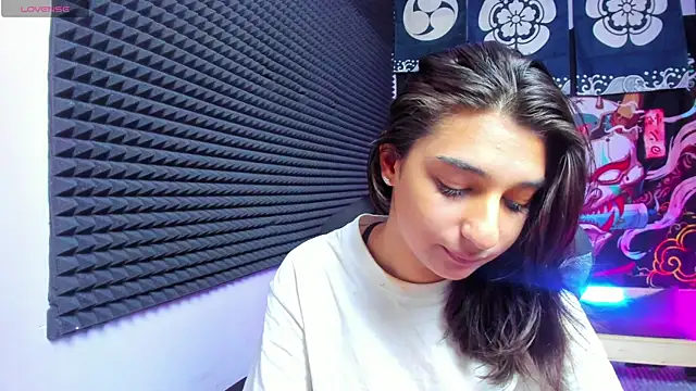 Snapshot of Elfy_Rare_ chatting on October 14, 3:01 pm Elfy Rare online show from October 14, 3:01 pm
