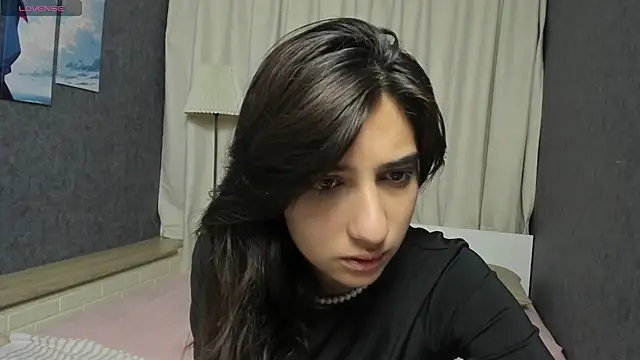 Snapshot of Elfy_Rare_ chatting on September 19, 8:24 pm Elfy Rare online show from September 19, 8:24 pm