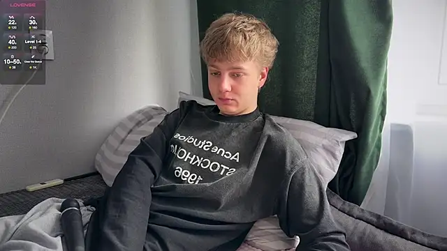 olivertasty online show from May 3, 11:26 am
