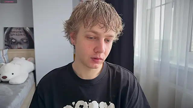 Snapshot of olivertasty chatting on June 30, 11:32 am olivertasty online show from June 30, 11:32 am