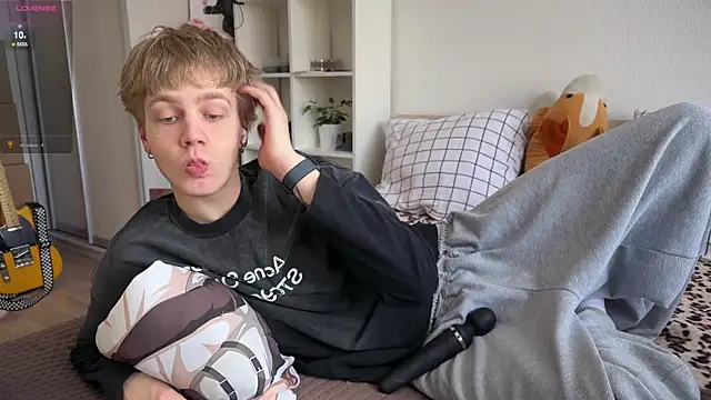 olivertasty online show from April 21, 12:12 pm