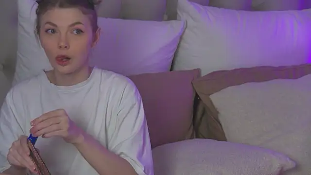 miamunn online show from February 12, 7:35 pm