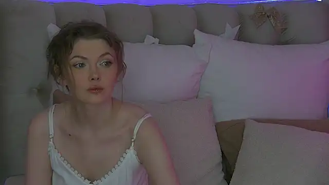 miamunn online show from November 18, 12:26 am