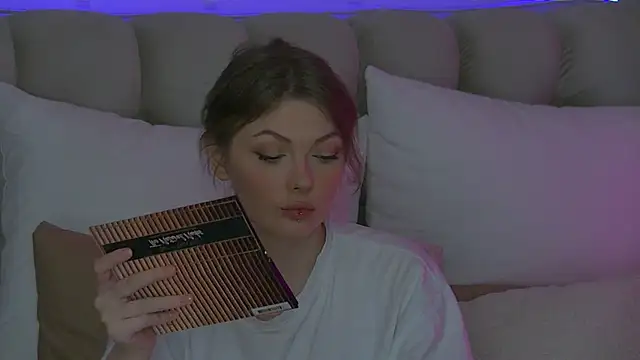 miamunn online show from October 23, 10:41 pm