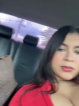 Snapshot of Skyy_Angel chatting on November 19, 7:03 pm Skyy Angel online show from November 19, 7:03 pm