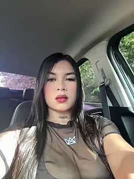 Snapshot of Skyy_Angel chatting on June 27, 8:59 pm Skyy Angel online show from June 27, 8:59 pm