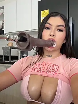 Skyy Angel online show from December 22, 8:20 pm