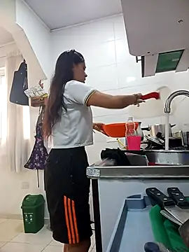 SharonDustLove online show from November 6, 6:45 pm