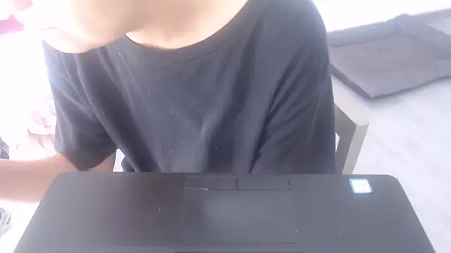 sabrina v  online show from May 9, 1:36 pm