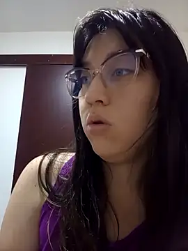 lareinalareinadelanal online show from November 6, 1:26 pm