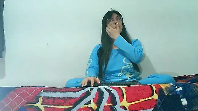 lareinalareinadelanal online show from November 22, 11:03 pm