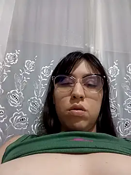 lareinalareinadelanal online show from November 3, 11:08 pm