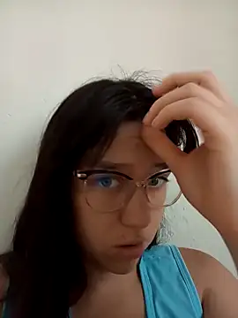 lareinalareinadelanal online show from October 13, 12:51 pm