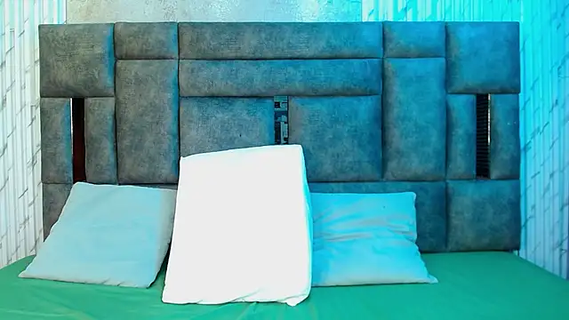 Miah Palacio online show from September 23, 2:29 am