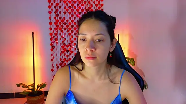 Snapshot of Sarasavage chatting on June 10, 1:23 pm Sarasavage online show from June 10, 1:23 pm