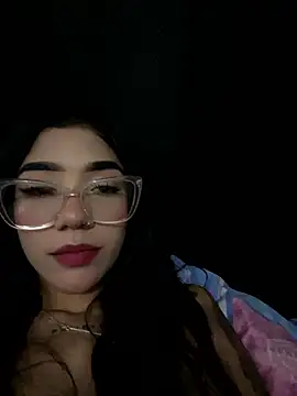 ElaRose 12 online show from January 7, 8:36 pm