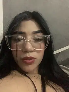 ElaRose 12 online show from November 6, 5:17 pm