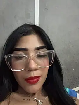 ElaRose 12 online show from April 3, 6:47 pm