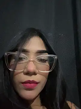 ElaRose 12 online show from March 13, 9:53 pm