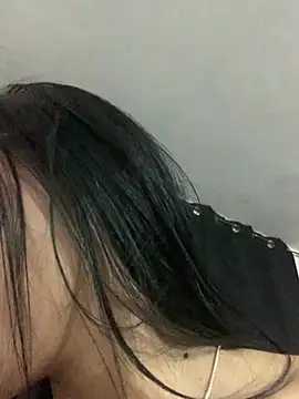 ElaRose 12 online show from February 7, 8:28 pm