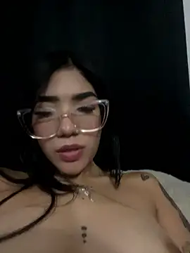 ElaRose 12 online show from January 14, 12:25 am