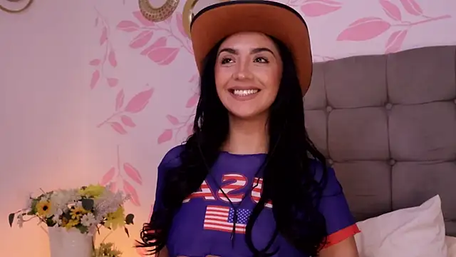 Snapshot of ana_riveros chatting on July 3, 6:25 pm ana riveros online show from July 3, 6:25 pm