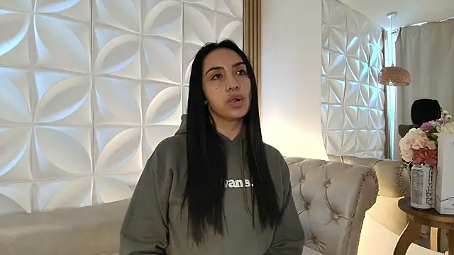 ana riveros online show from February 20, 8:33 pm