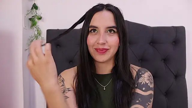 kaylee lee online show from March 17, 4:04 am