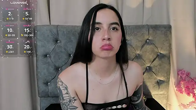 kaylee lee online show from November 3, 4:17 am