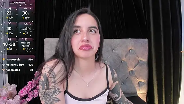 kaylee lee online show from November 19, 4:34 am