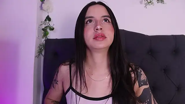 kaylee lee online show from April 4, 3:35 am