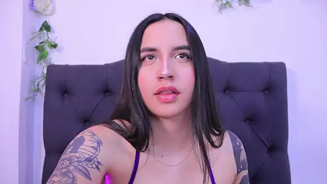 kaylee lee online show from May 25, 4:12 am