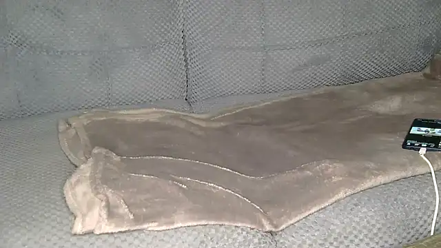 JellyBiggAssy online show from March 10, 10:30 am