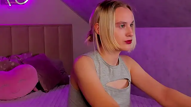 Carolin Miller online show from October 21, 5:40 am