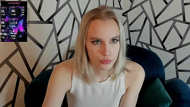 Carolin Miller online show from December 5, 9:30 am