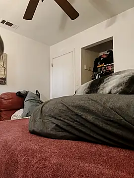 himNIGuys online show from February 5, 4:25 pm