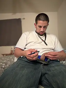 Snapshot of himNIGuys chatting on October 12, 6:04 am himNIGuys online show from October 12, 6:04 am