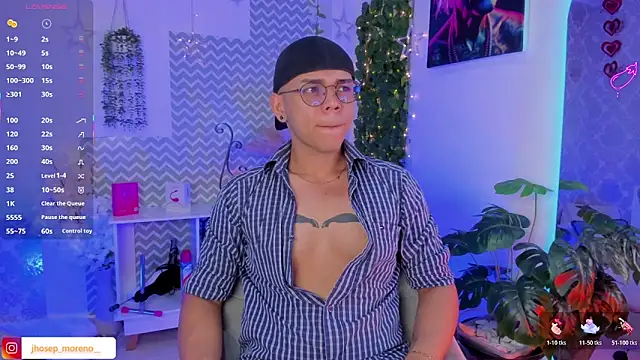 jhosepMoreno online show from April 30, 1:18 pm