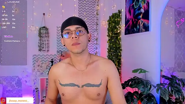 jhosepMoreno online show from April 8, 1:34 pm