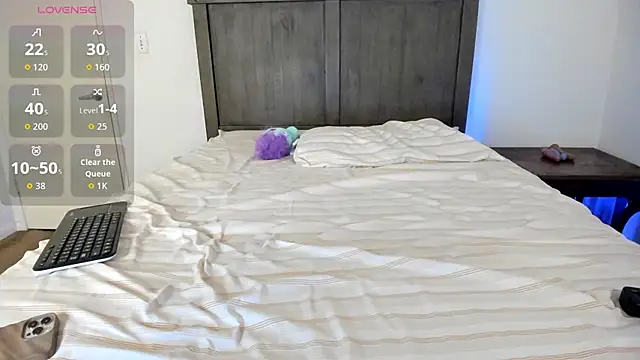 mayaamor online show from December 4, 7:07 am