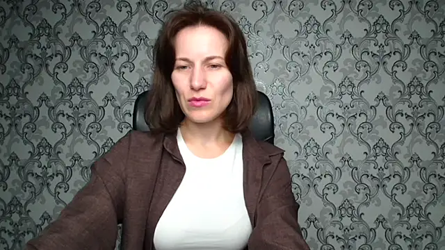 Snapshot of Kelly_Kisss chatting on November 7, 12:21 pm Kelly Kisss online show from November 7, 12:21 pm