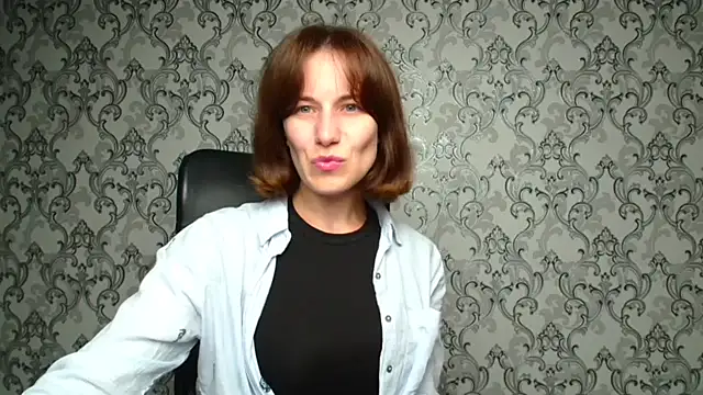 Snapshot of Kelly_Kisss chatting on October 24, 11:20 am Kelly Kisss online show from October 24, 11:20 am